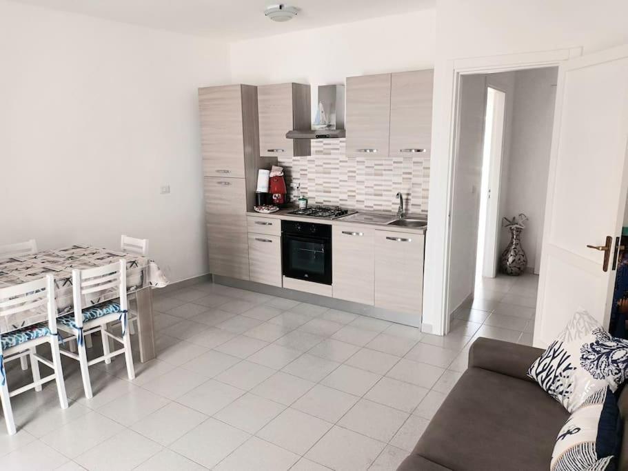 Apartamento 50M Dal Mare Caraibico Lido Marini Exterior foto