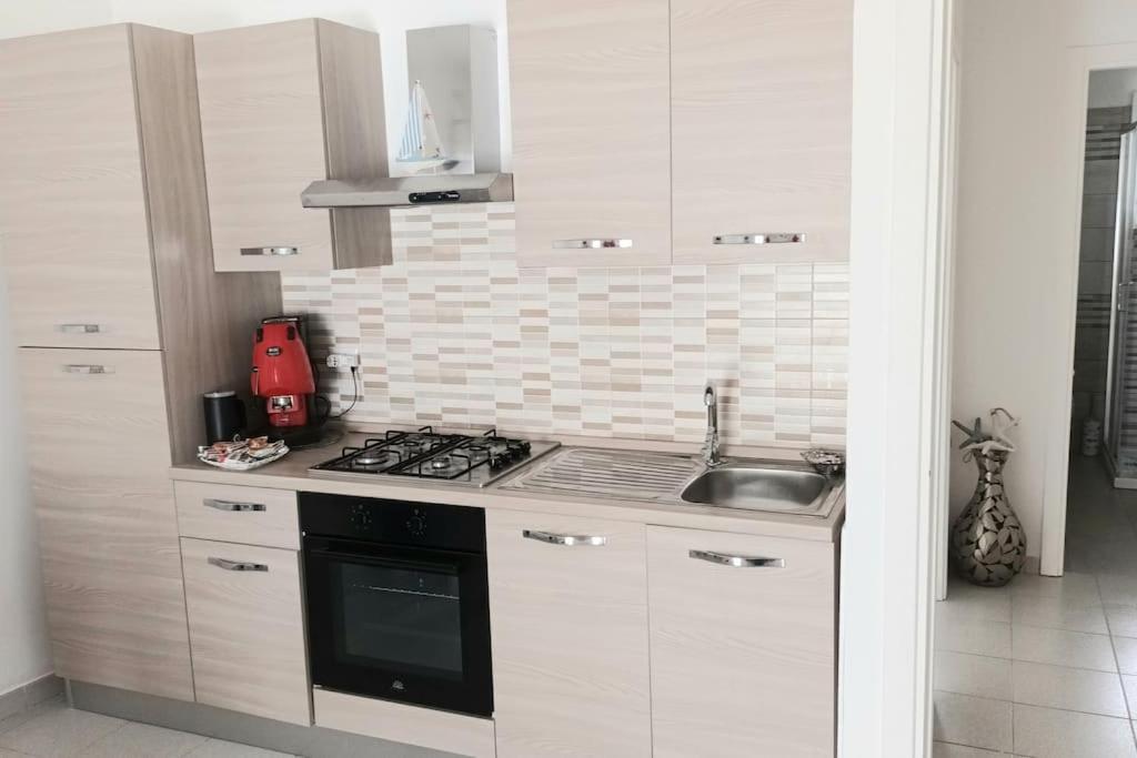 Apartamento 50M Dal Mare Caraibico Lido Marini Exterior foto