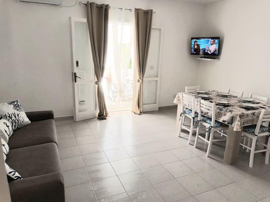 Apartamento 50M Dal Mare Caraibico Lido Marini Exterior foto