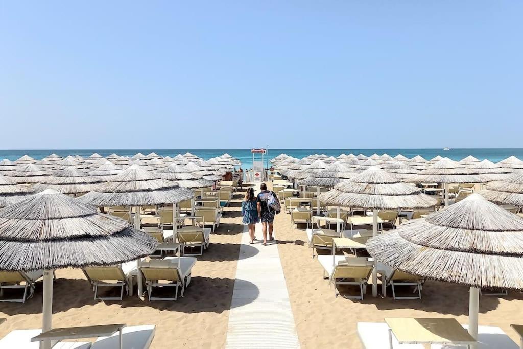 Apartamento 50M Dal Mare Caraibico Lido Marini Exterior foto